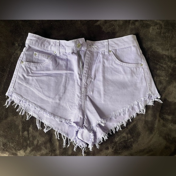Topshop Pants - NWT Topshop Kiri Moto Shorts 
Purple
Size 12
Cutoff/distressed hem